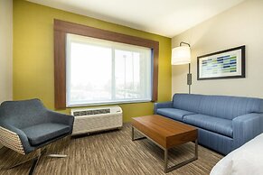 Holiday Inn Express & Suites San Jose Silicon Valley by IHG