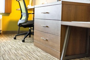 Holiday Inn Express & Suites San Jose Silicon Valley by IHG