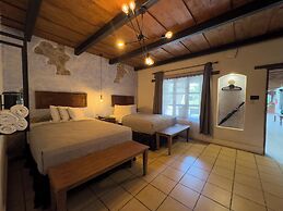 Hotel Cacique Real