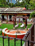 Hotel Cacique Real