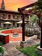 Hotel Cacique Real