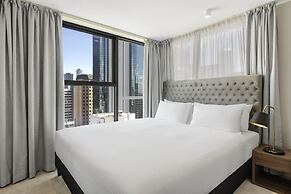 Brady Apartment Hotel Hardware Lane