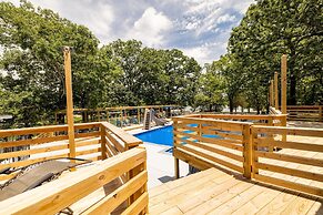 Kimberling Cove Resort