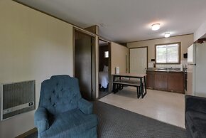 Kimberling Cove Resort