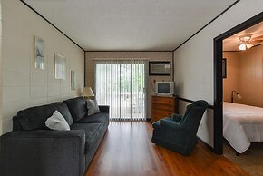 Kimberling Cove Resort