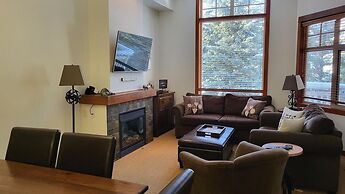 Settlers Crossing #41