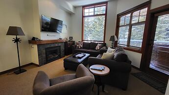 Settlers Crossing #41