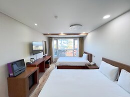 Hotel Sweet Castle Jeju Hamdeok