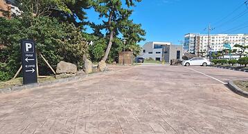 Hotel Sweet Castle Jeju Hamdeok