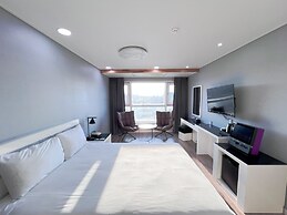 Hotel Sweet Castle Jeju Hamdeok