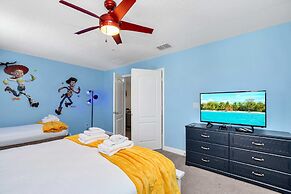 Grand, Luxurious Home, Toy Story Room and Big Pool Area #9cg476