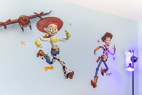 Grand, Luxurious Home, Toy Story Room and Big Pool Area #9cg476