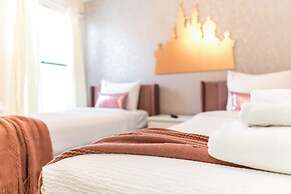 Grand, Luxurious Home, Toy Story Room and Big Pool Area #9cg476