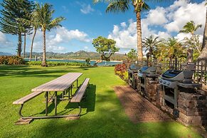 Lae Nani 434 1 Bedroom Condo by RedAwning