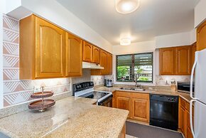 Lae Nani 434 1 Bedroom Condo by RedAwning