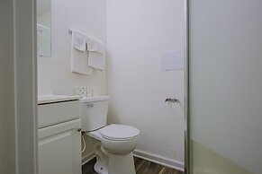 Hotel O Markham IL near Harvey/Tinley Park