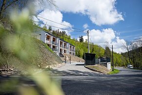 Apartment Ski&bike Wislanska by Renters