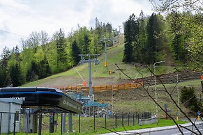 Apartment Ski&bike Wislanska by Renters