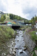 Apartment Ski&bike Wislanska by Renters