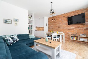 Apartment Ski&bike Wislanska by Renters