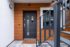 Apartment Ski&bike Wislanska by Renters