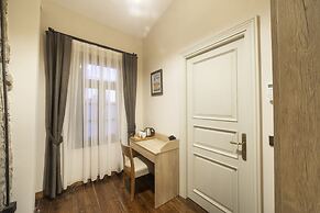 Avlulu Konak Kucukkoy