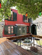 Avlulu Konak Kucukkoy