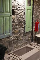 Avlulu Konak Kucukkoy