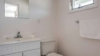 Unit 14 Dbl Queen - Bungalows at Common Ground