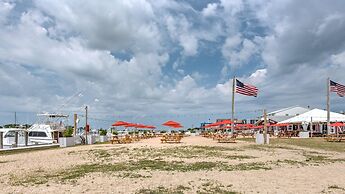 Unit 14 Dbl Queen - Bungalows at Common Ground