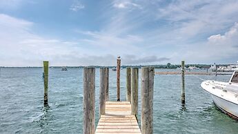 Unit 2 Dbl Queen - Bungalows at Common Ground