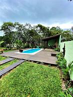 Casa com Piscina na Praia do Rosa