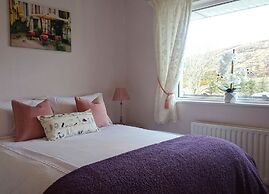 Mary Naoise Holiday Home