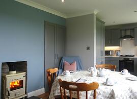 Mary Naoise Holiday Home