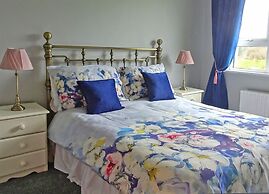 Mary Naoise Holiday Home