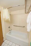 Garnet Inn & Suites, Orlando