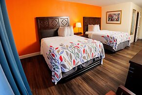 Garnet Inn & Suites, Orlando