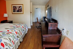 Garnet Inn & Suites, Orlando