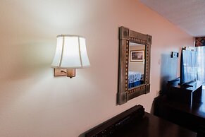 Garnet Inn & Suites, Orlando