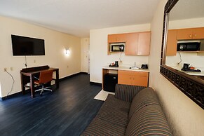 Garnet Inn & Suites, Orlando