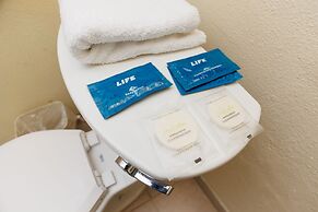 Garnet Inn & Suites, Orlando