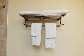 Garnet Inn & Suites, Orlando