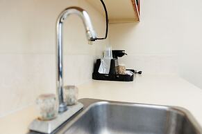 Garnet Inn & Suites, Orlando