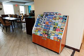 Garnet Inn & Suites, Orlando