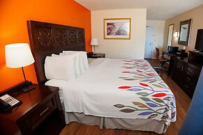 Garnet Inn & Suites, Orlando