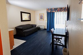 Garnet Inn & Suites, Orlando