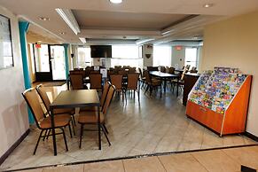 Garnet Inn & Suites, Orlando