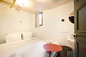 Hotel Not Hotel Rotterdam