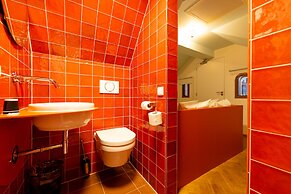 Hotel Not Hotel Rotterdam