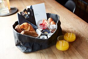 Hotel Not Hotel Rotterdam